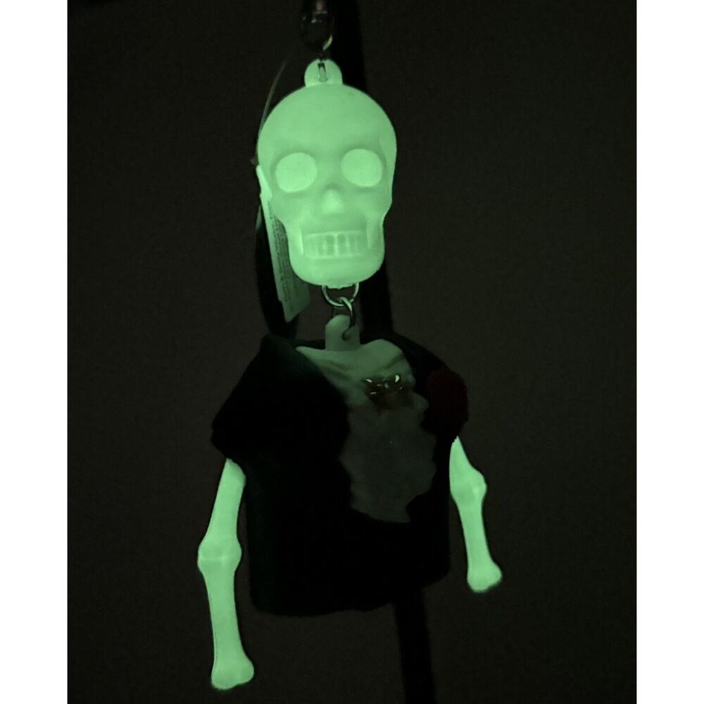 NEW Bath & Body Works Pocketbac Halloween Glow Skeleton & Hand Sanitizer